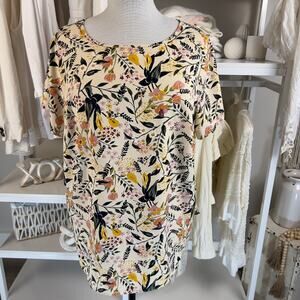 Ava + Viv women's size 1X floral casual scoop neck blouse, back buttons #2825